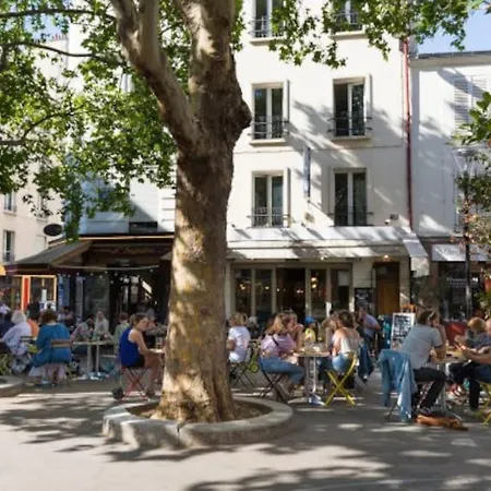 Stylish Rive Gauche